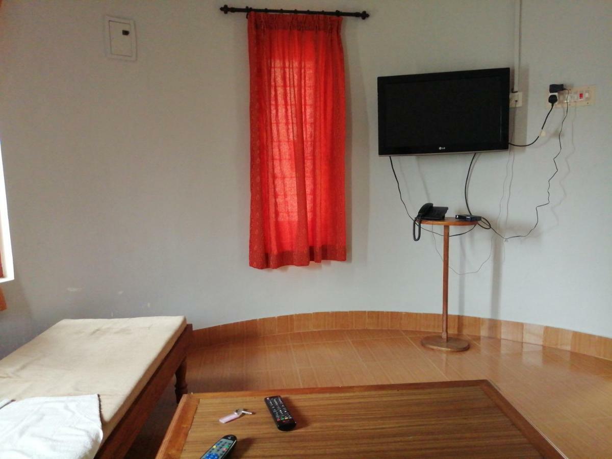 Spice Villas Holiday Udumbanshola Ngoại thất bức ảnh